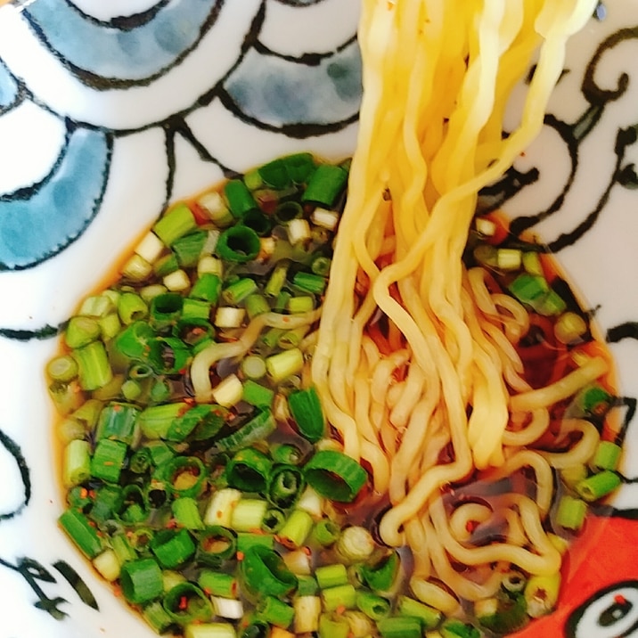 ネギたっぷり☆ピリ辛ざるラーメン